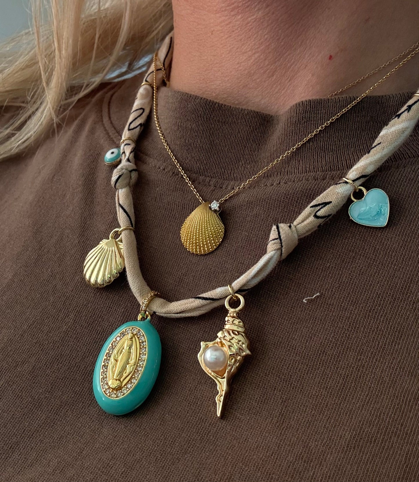 SAINTE MARIE DE LA MER // Beige Handmade Bandana Necklace