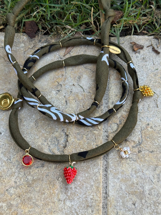 MARA DES BOIS // Dark Kaki Green Handmade Bandana Necklace