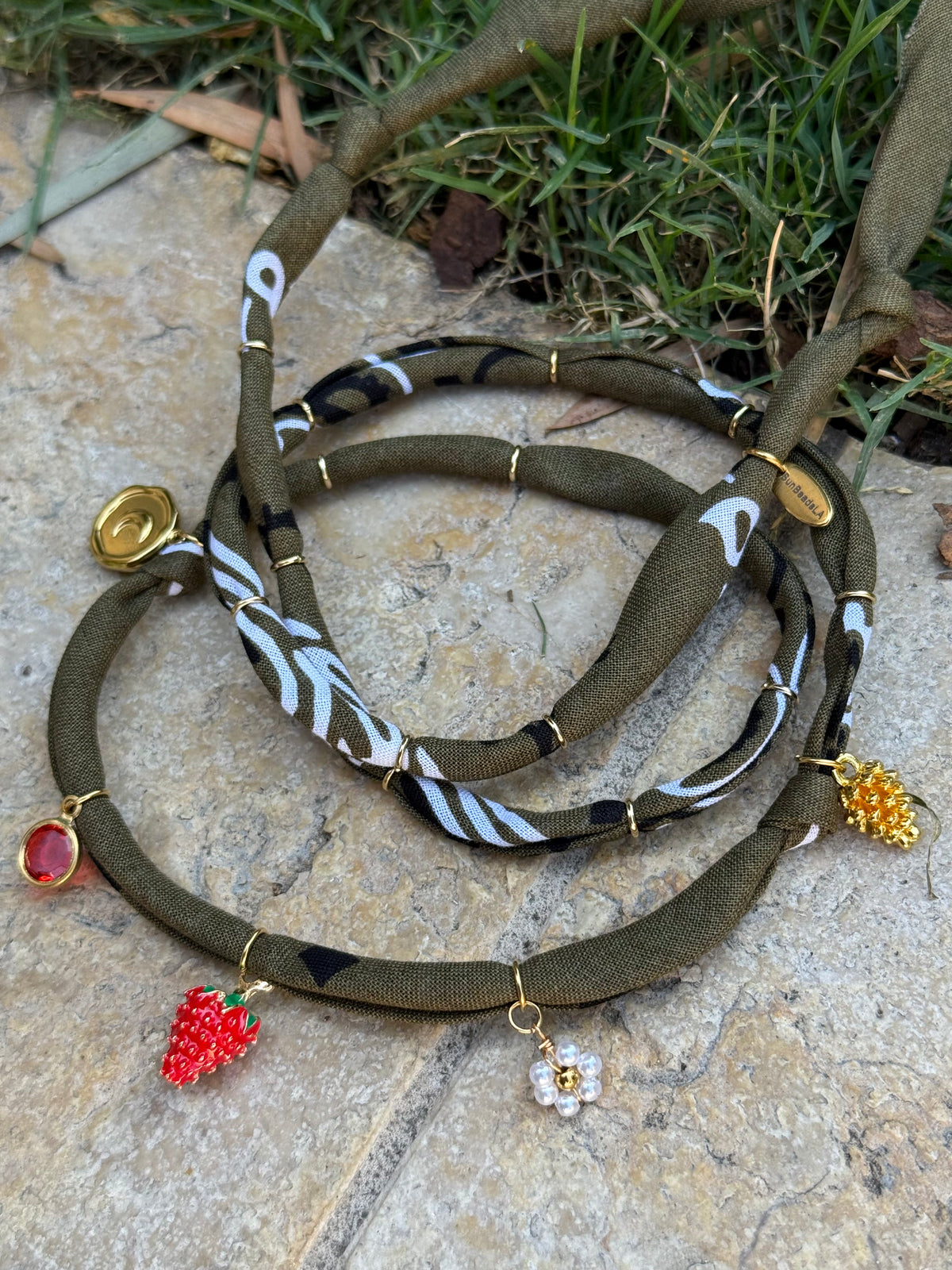 MARA DES BOIS // Dark Kaki Green Handmade Bandana Necklace