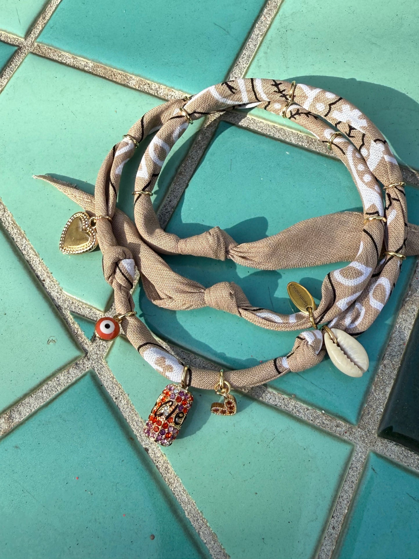 BOIS LA CROIX // Beige Handmade Bandana Necklace