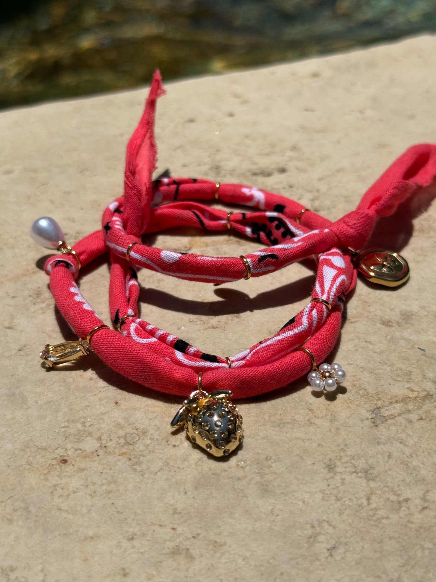 FRAISE D'ETE // Coral Handmade Bandana Necklace