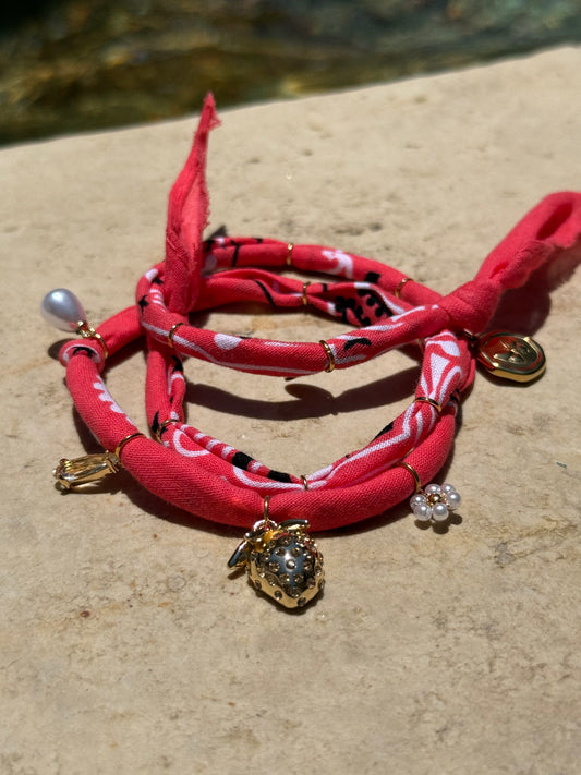 FRAISE D'ETE // Coral Handmade Bandana Necklace
