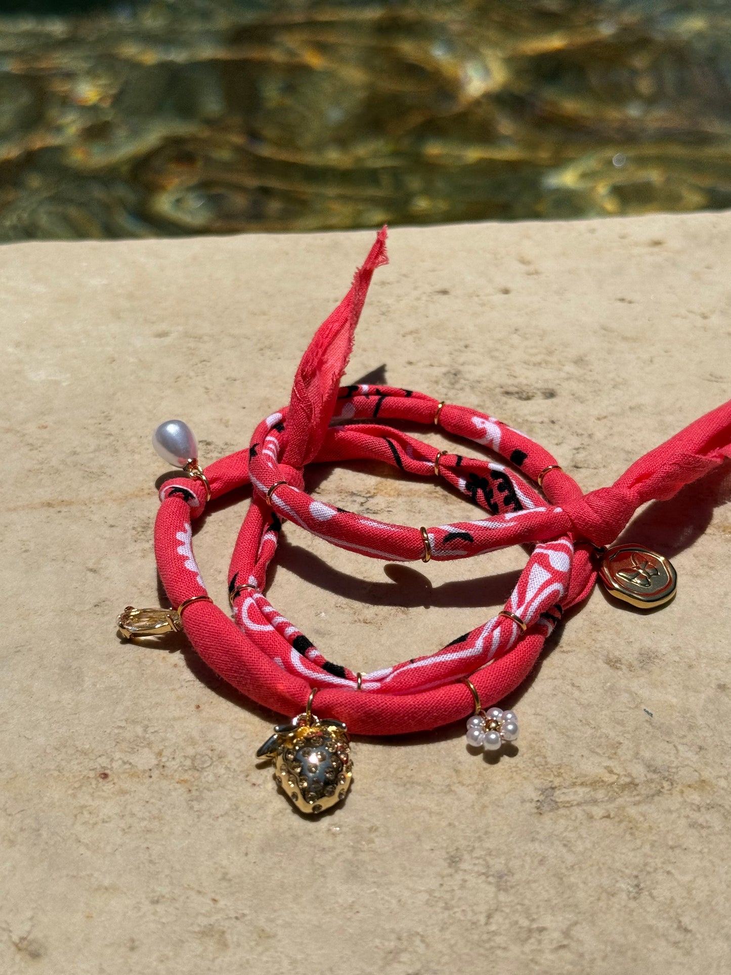 FRAISE D'ETE // Coral Handmade Bandana Necklace