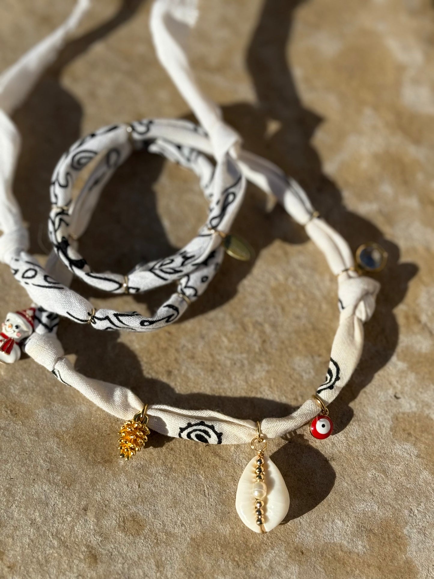 SNOWFLAKES ON THE BEACH // Off white Handmade Bandana Necklace