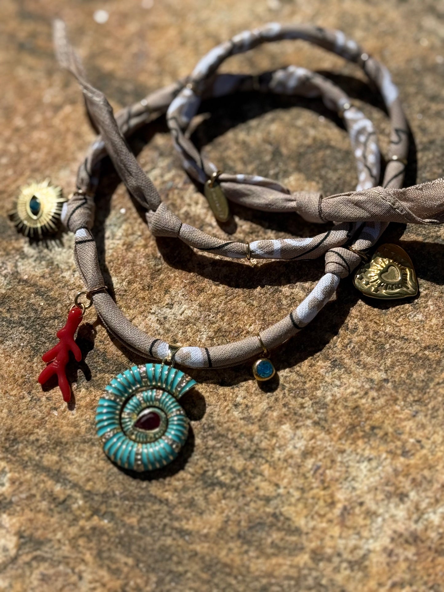 NAUTILUS BLEU // Beige Handmade Bandana Necklace