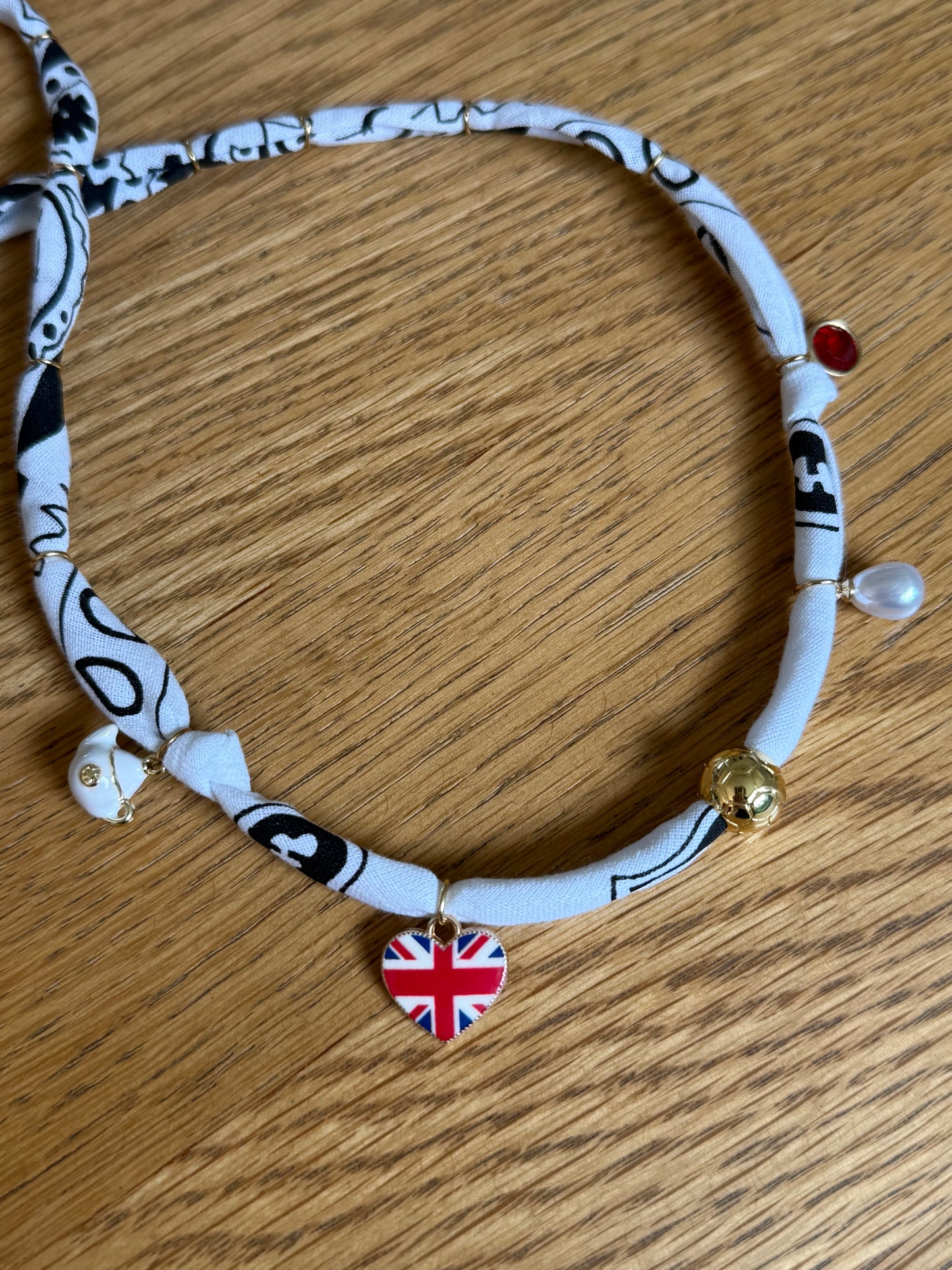 WORLD CUP JUDE LOVE // White Handmade Bandana Necklace