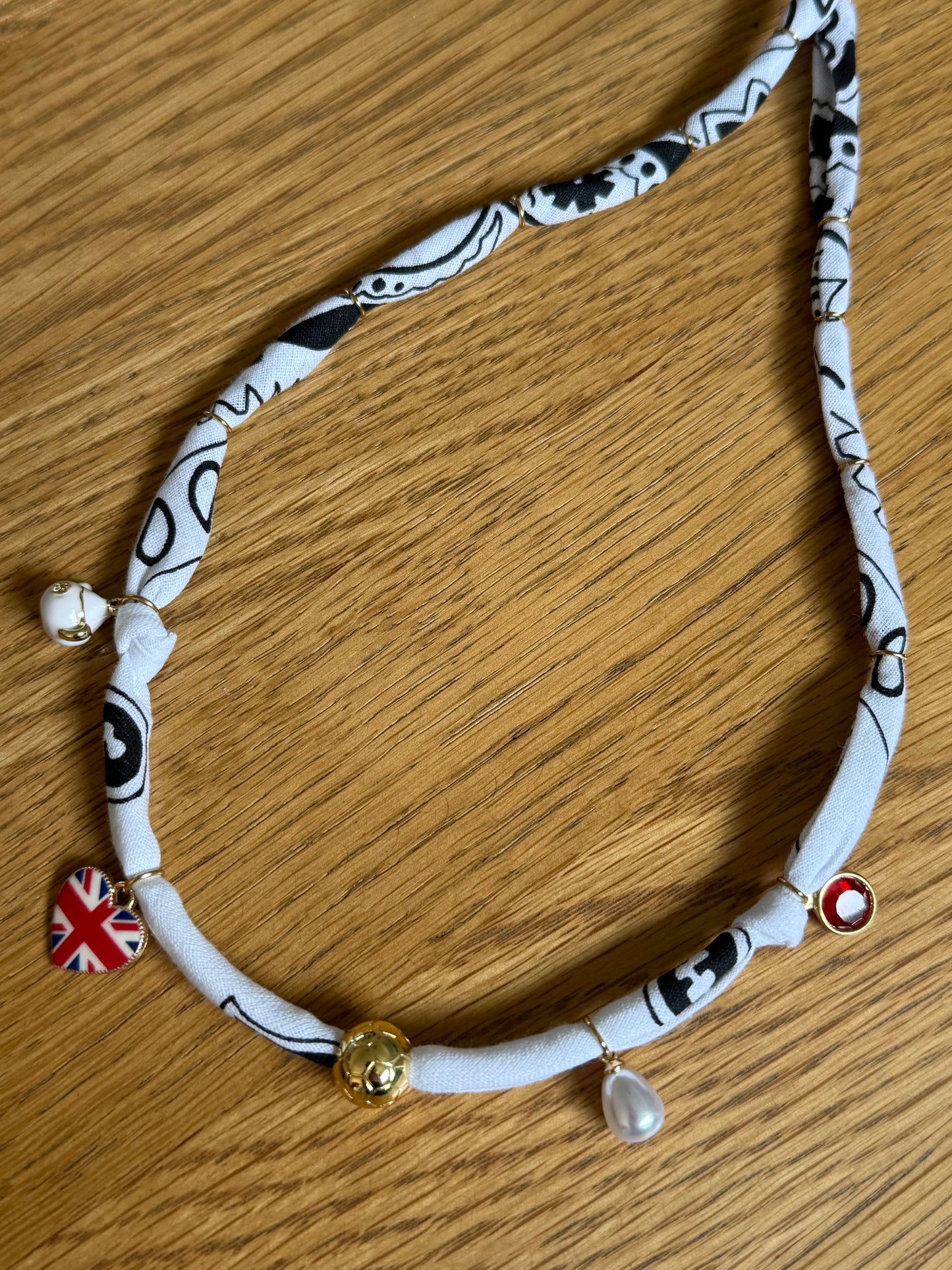 WORLD CUP JUDE LOVE // White Handmade Bandana Necklace